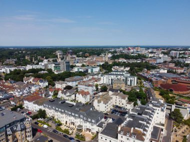 İngiltere 'nin Sahil Cephesi ve Bournemouth Şehri Hava Görüntüsü