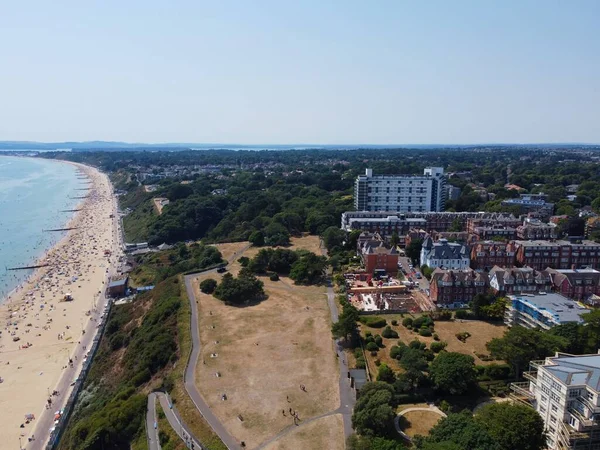 Ngiltere Nin Bournemouth Şehrinde Insanlarla Yüksek Angle Sea View Beach — Stok fotoğraf