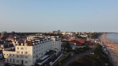 Hava görüntüleri yüksek açılı Drone 'un şehir manzarası ve İngiltere' nin manzarası Büyük Britanya İHA 'sının görüntüleri