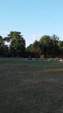 Hava görüntüleri yüksek açılı Drone 'un şehir manzarası ve İngiltere' nin manzarası Büyük Britanya İHA 'sının görüntüleri