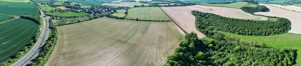 Güzel Hava Yüksek Açılı Panoramik 360 Muhteşem İngiltere manzarası ve Büyük Britanya Şehri manzarası