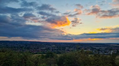 İngiltere 'de muhteşem ve güzel Günbatımı Sahnesi