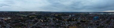 British City 'nin Güzel Gece Hava Görüntüsü, Yüksek Angle Drone' un İngiltere 'deki Luton Town Görüntüsü