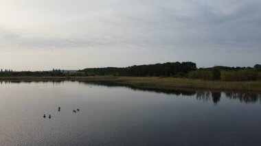 Güzel Gündoğumu ve Renkli Bulutlar, Hava Görüntüsü ve İHA 'nın İngiltere' de çektiği yüksek açı görüntüsü