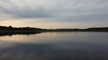 Güzel Gündoğumu ve Renkli Bulutlar, Hava Görüntüsü ve İHA 'nın İngiltere' de çektiği yüksek açı görüntüsü