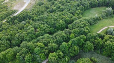 Gündoğumu Zamanı 'nda İngiltere Stewartby Gölü üzerinde Yüksek Açılı Hava Görüntüsü