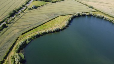 Görkemli Gökyüzü Yüksek Açılı Göl ve Kempston Bedford İngiltere Kırsal Manzarası