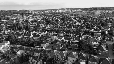 İngiltere Büyük Britanya 'nın Büyük Şehir Manzarası Klasik Siyah ve Beyaz Yüksek Açılı Havadan Görünümü