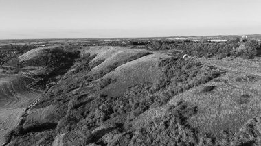 İngiltere Büyük Britanya 'nın Büyük Şehir Manzarası Klasik Siyah ve Beyaz Yüksek Açılı Havadan Görünümü