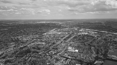 İngiltere Büyük Britanya 'nın Büyük Şehir Manzarası Klasik Siyah ve Beyaz Yüksek Açılı Havadan Görünümü