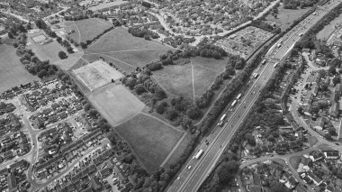 İngiltere Büyük Britanya 'nın Büyük Şehir Manzarası Klasik Siyah ve Beyaz Yüksek Açılı Havadan Görünümü