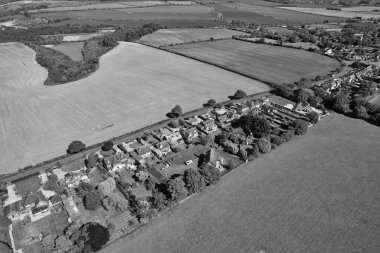 İngiltere Büyük Britanya 'nın Büyük Şehir Manzarası Klasik Siyah ve Beyaz Yüksek Açılı Havadan Görünümü