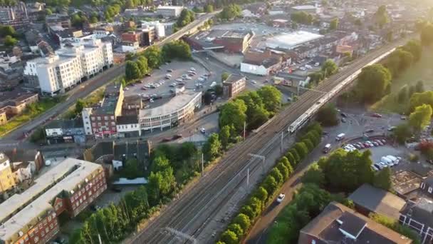 Gorgeous Aerial View Luton City England Sunset Time Colourful Clouds — Stock video