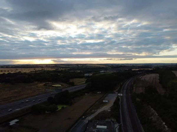 Luftaufnahme Britischer Autobahnen Und Eisenbahngleise Norden Londons Luton England Großbritannien — Stockfoto