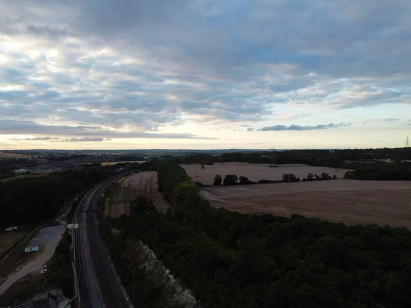 Высокоугольная Камера Дрона Angle Вид Железнодорожных Путей Перекрестке Автомагистралей Лютон — стоковое фото