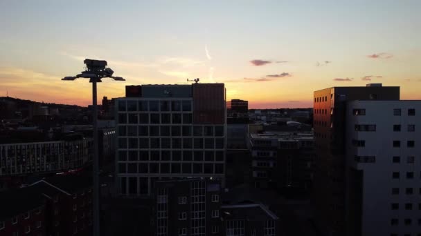 Gorgeous Aerial View Luton City England Sunset Time Colourful Clouds — Wideo stockowe