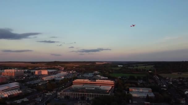 Gorgeous Aerial View Luton City England Sunset Time Colourful Clouds — Stock Video