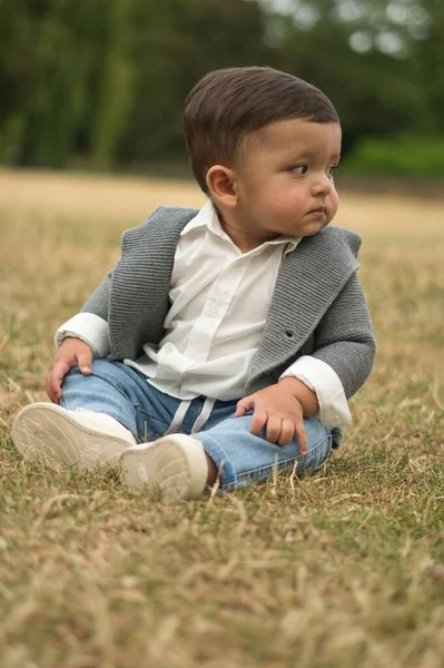 Months Old Cute Baby Enjoying Posing Camera Park Luton England — стоковое фото