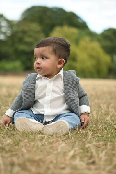 Months Old Cute Baby Enjoying Posing Camera Park Luton England — стоковое фото