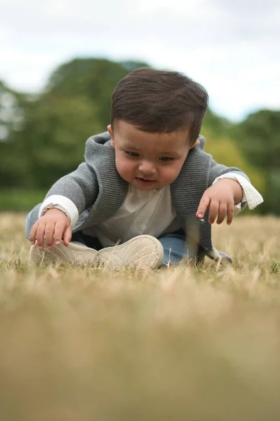Months Old Cute Baby Enjoying Posing Camera Park Luton England — стоковое фото