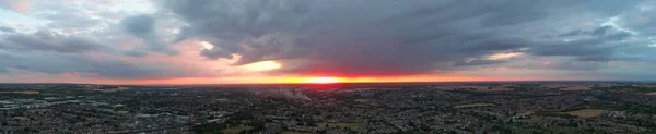 Aerial View Luton Residential Houses Beautiful Sunset Colourful Clouds Sky — стоковое фото