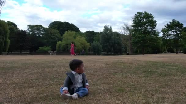 Months Old Cute Baby Enjoying Posing Camera Park Luton England — стоковое видео