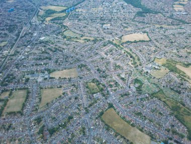 İngiltere 'nin Luton şehrinin yüksek açılı panoramik görüntüsü