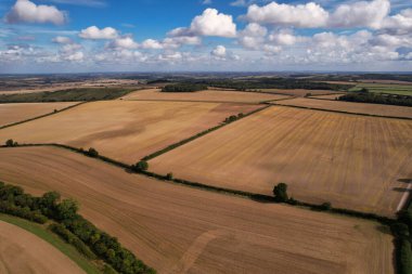 İngiliz Kırsal Bölgesi 'nin hava görüntüleri ve yüksek açılı görüntüsü, insansız hava aracı görüntüleri.