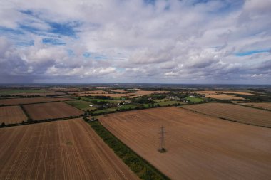 İngiliz Kırsal Bölgesi 'nin hava görüntüleri ve yüksek açılı görüntüsü, insansız hava aracı görüntüleri.
