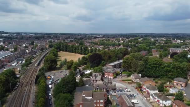 Aerial Footage High Angle Train Tracks Central Luton Railway Station — Stok video
