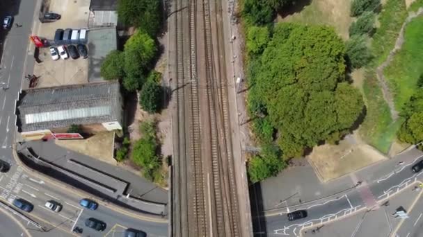 Aerial Footage High Angle Train Tracks Central Luton Railway Station — Wideo stockowe