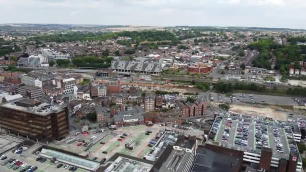 Aerial Footage High Angle Train Tracks Central Luton Railway Station — Stok video