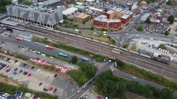Aerial Footage High Angle Train Tracks Central Luton Railway Station — Stockvideo