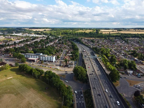 High Angle Aerial View British Roads Traffic Passing Luton City — Zdjęcie stockowe