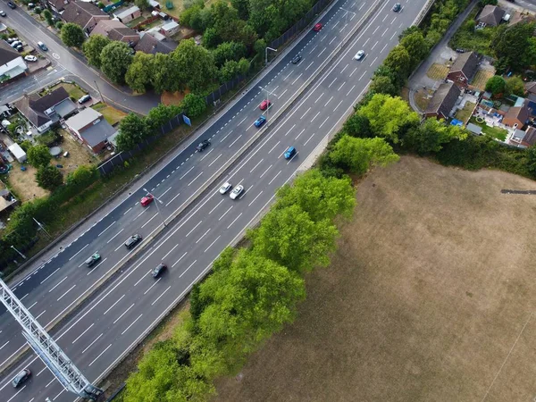 High Angle Aerial View British Roads Traffic Passing Luton City — 图库照片