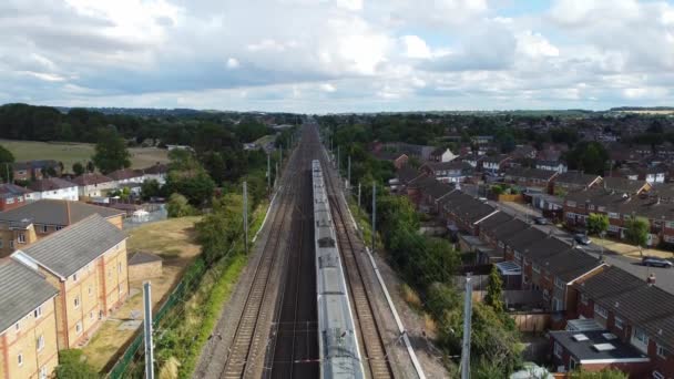 Aerial Footage High Angle View Train Tracks Central Luton Railway — Video