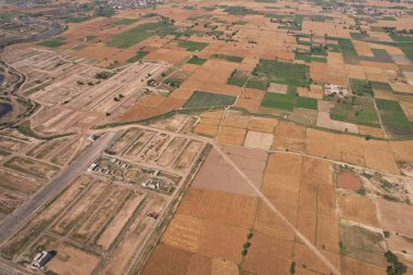 Punjab Pakistan 'ın Kala Shah Kaku köyünün hava görüntüsü, İHA' nın yüksek açılı görüntüsü.