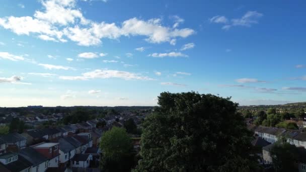 Dramatic Sky Moving Clouds Luton Town England British City — Stockvideo