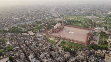 The Royal Mosque at Lahore Pakistan,  The Badshahi Mosque. The Royal Mosque is a Mughal-era congregational mosque in Lahore, capital of the Pakistani province of Punjab, Pakistan. 