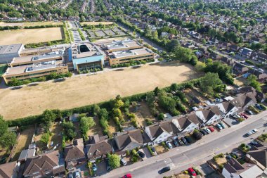 Sixth Form College Luton Bedfordshire Luton, England Great Britain. Specialist Sixth Form College providing academic and general vocational education for 16 to 18 year olds in Luton. Established in 1966,  College is the oldest such institution