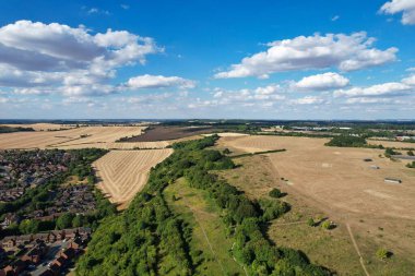 Sixth Form College Luton Bedfordshire Luton, England Great Britain. Specialist Sixth Form College providing academic and general vocational education for 16 to 18 year olds in Luton. Established in 1966,  College is the oldest such institution