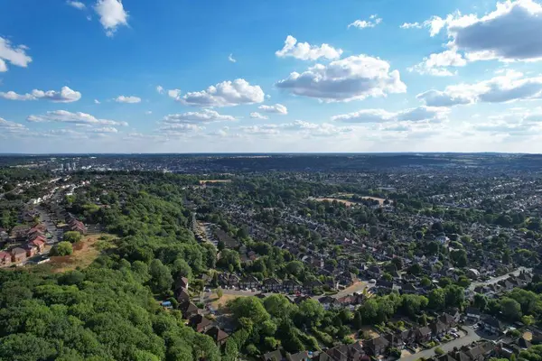 Sixth Form College Luton Bedfordshire Luton, England Great Britain. Specialist Sixth Form College providing academic and general vocational education for 16 to 18 year olds in Luton. Established in 1966,  College is the oldest such institution