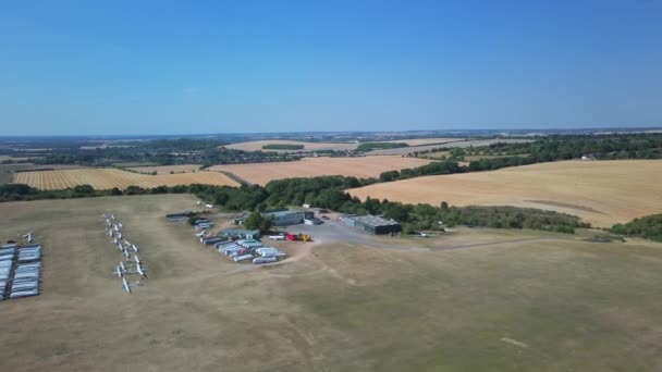 England Bedfordshire August 2022 Luftaufnahme Des Segelflughafens Gelände High Angle — Stockvideo