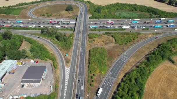 Aerial View British Motorways Traffic Peak Time High Angle Footage — Stockvideo