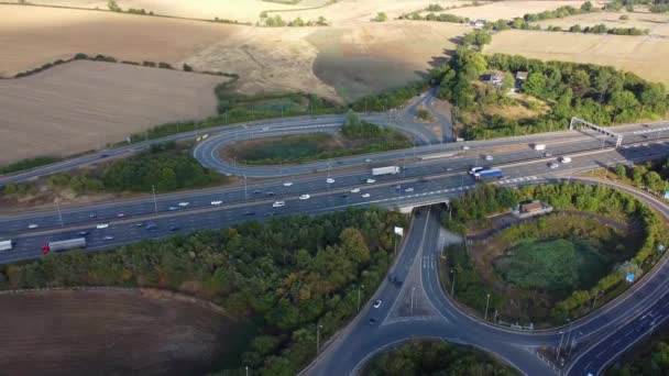 Aerial View British Motorways Traffic Peak Time High Angle Footage — Vídeo de Stock