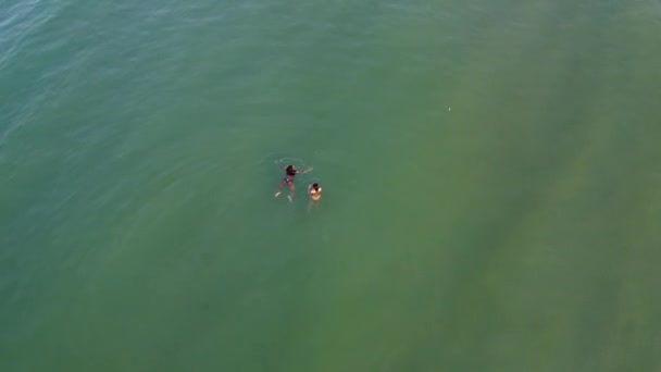 Воздушный Вид Море Песчаный Пляж Английского Города Борнмут Кадры Дрона — стоковое видео