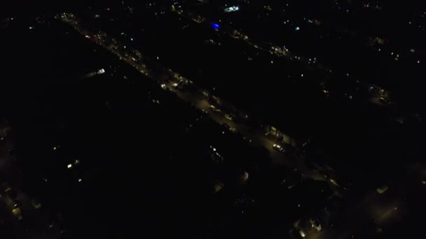 Ночной Вид Воздуха Иллюминированный Британский Город След Дрона Английском Городе — стоковое видео