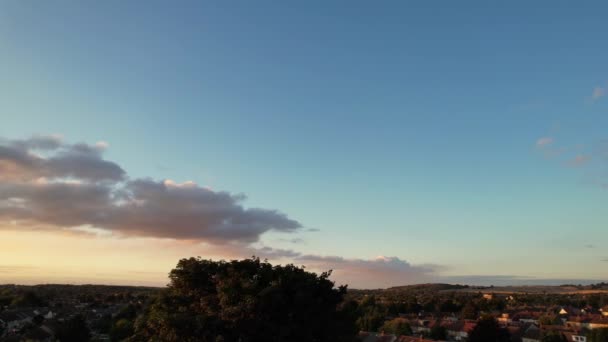 Hermosas Imágenes Aéreas Sobre British Town Atardecer — Vídeos de Stock