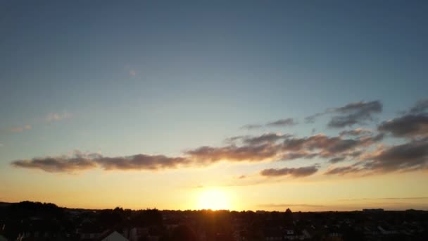 Hermosas Imágenes Aéreas Sobre British Town Atardecer — Vídeo de stock