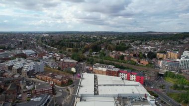 Luton Şehir Merkezi 'nin en güzel hava görüntüleri. 